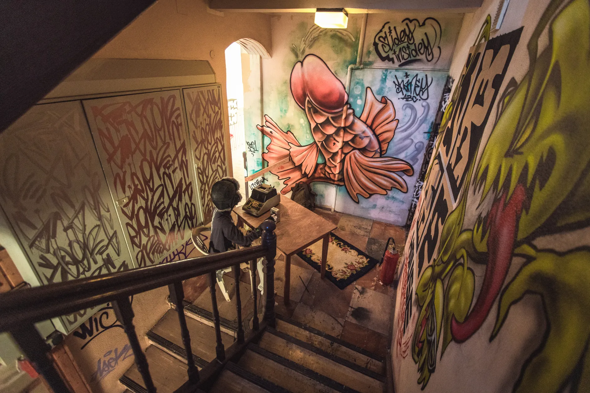 Broke Today Treppenhaus